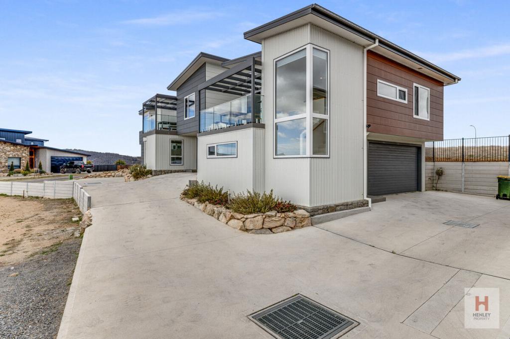 4/6 Jagungal Cl, Jindabyne, NSW 2627