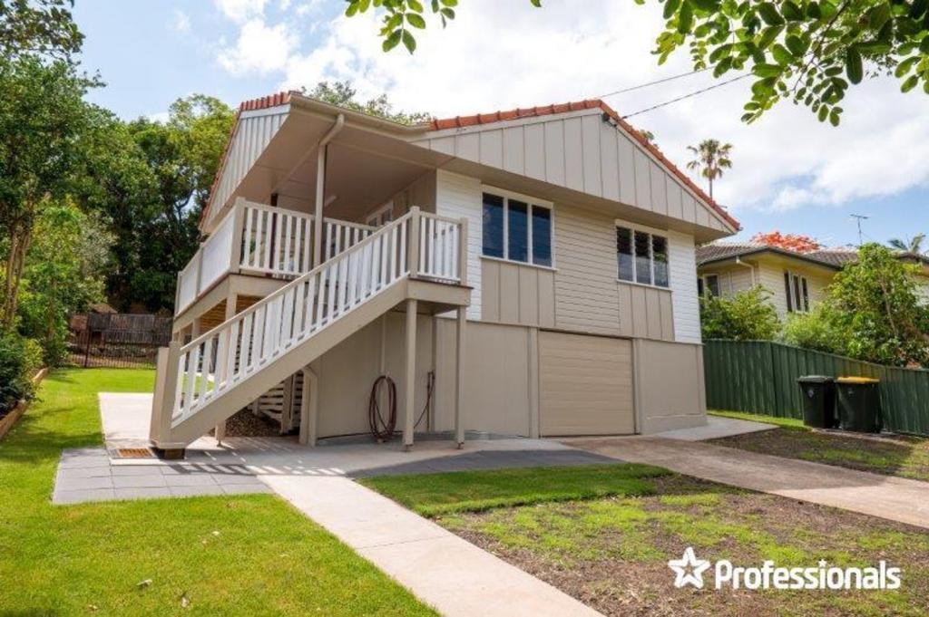 11 Wendover St, Keperra, QLD 4054