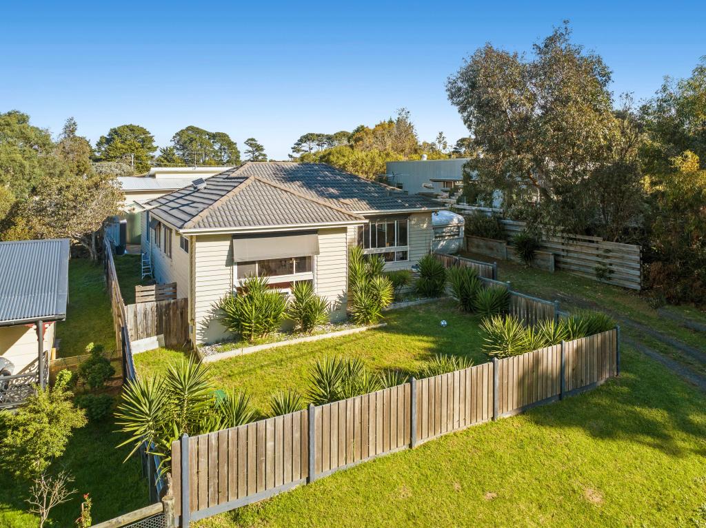 22 CRICHTON CRES, VENUS BAY, VIC 3956