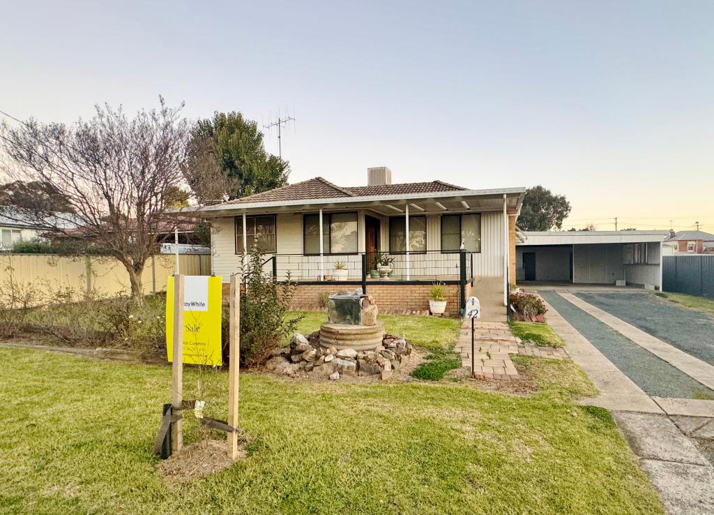 42 Miro St, Young, NSW 2594