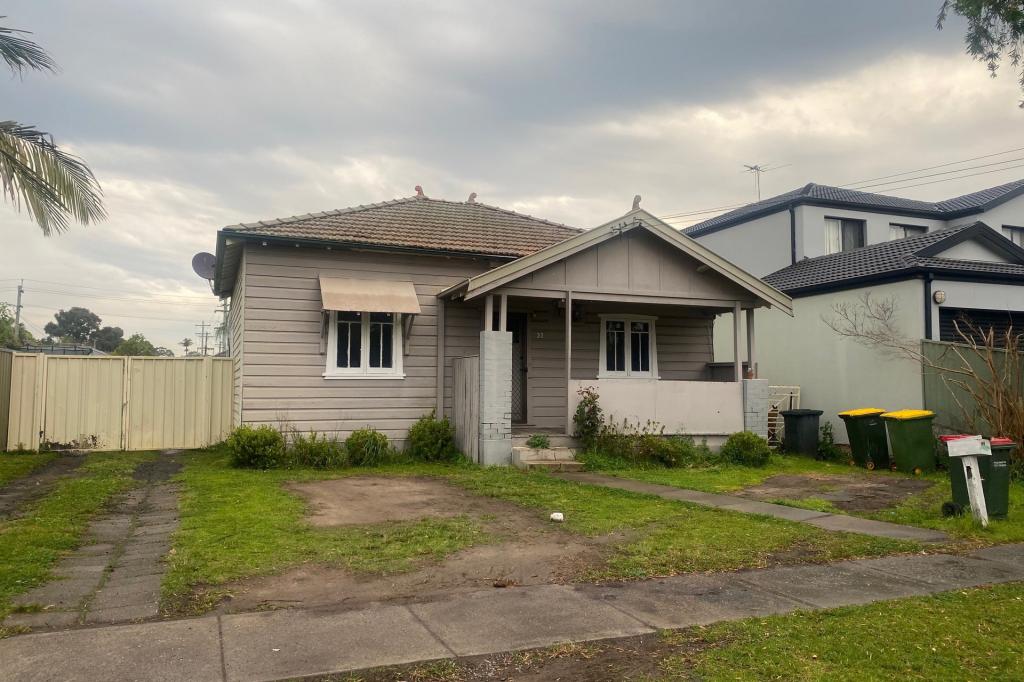 32 Patten Ave, Merrylands, NSW 2160