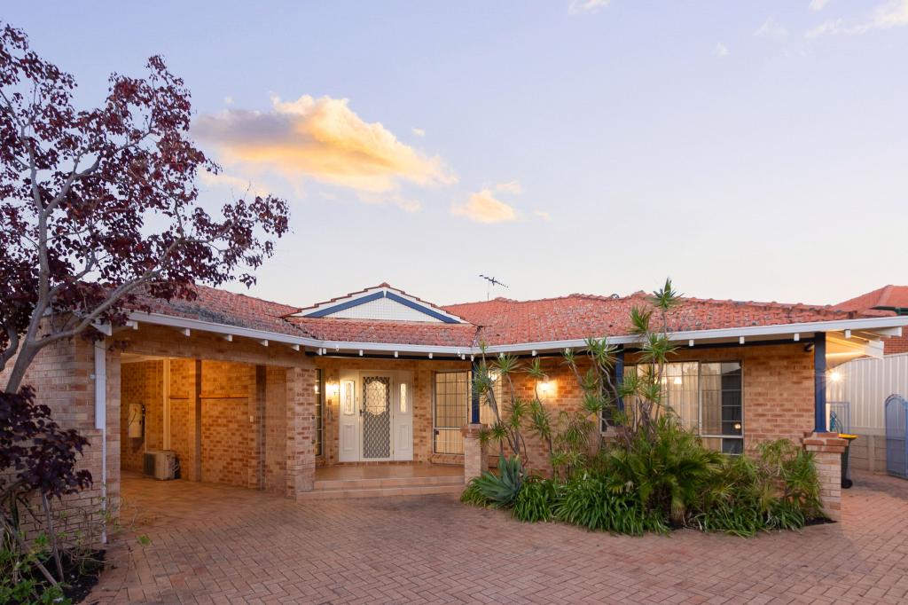 9b Duffield Gr, Carine, WA 6020