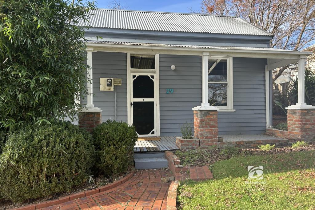 29 Mceacharn St, Bairnsdale, VIC 3875