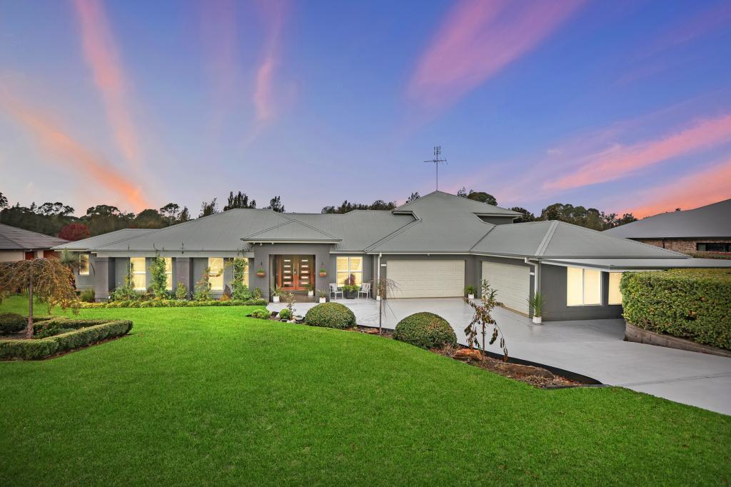 30 Portrush Cres, Luddenham, NSW 2745