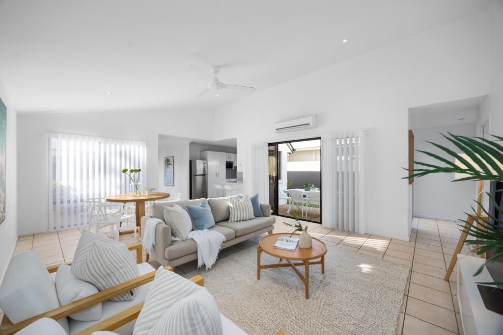 12 Martinique Ct, Parrearra, QLD 4575