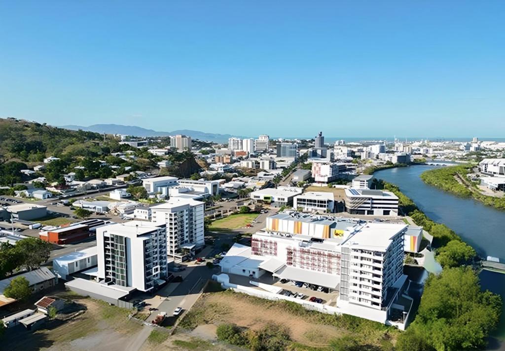 18/5 Kingsway Pl, Townsville City, QLD 4810