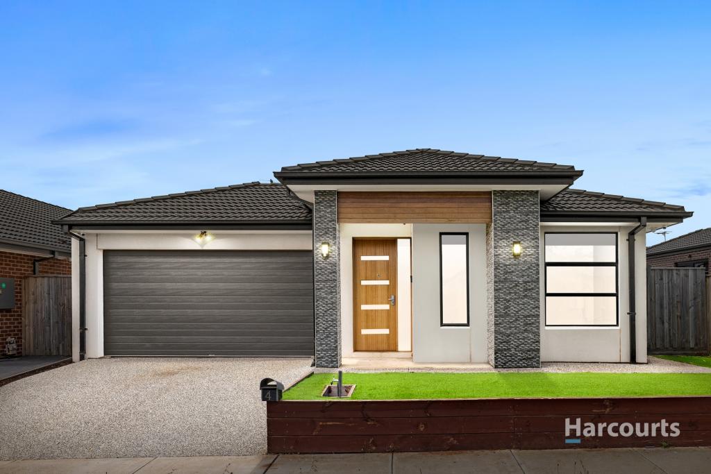 4 Esslemont Rd, Thornhill Park, VIC 3335