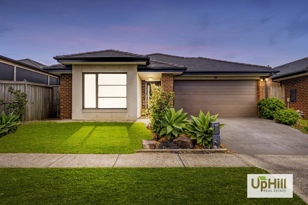 48 Adrian St, Cranbourne East, VIC 3977