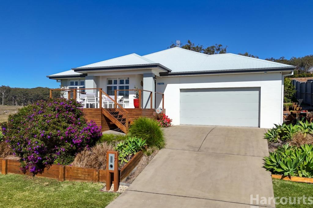 17 Rosedale Ave, South West Rocks, NSW 2431