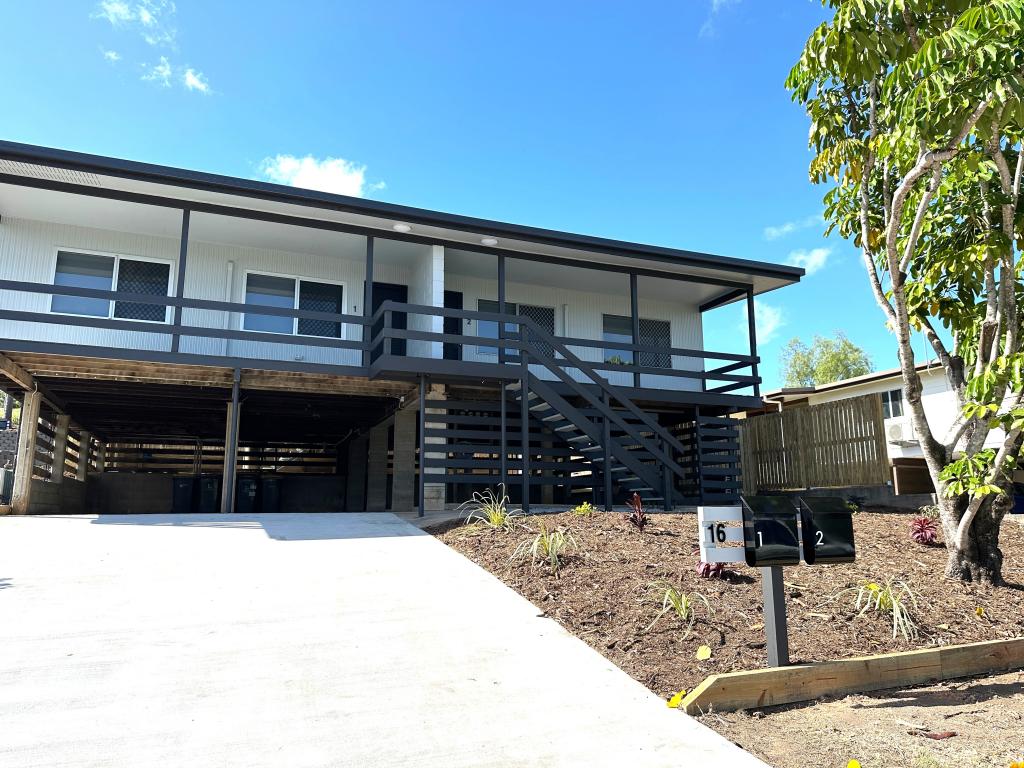 2/16 GERALDINE ST, WEST GLADSTONE, QLD 4680