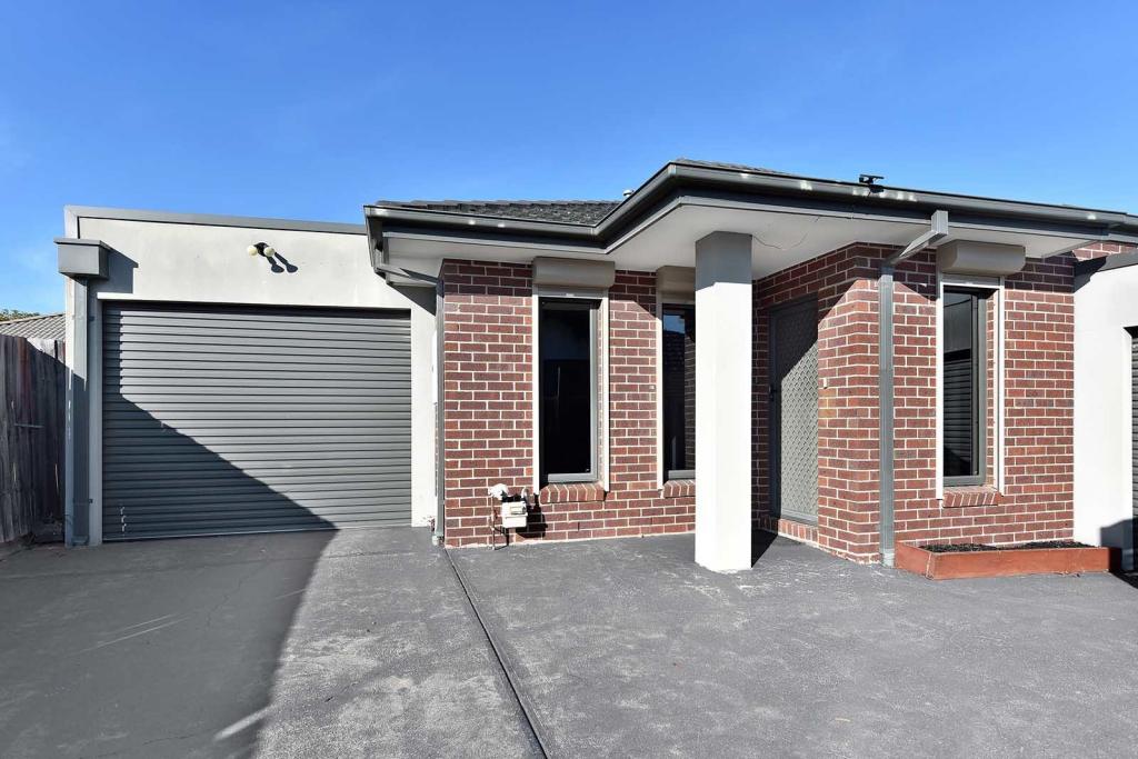 9b Henty St, Reservoir, VIC 3073