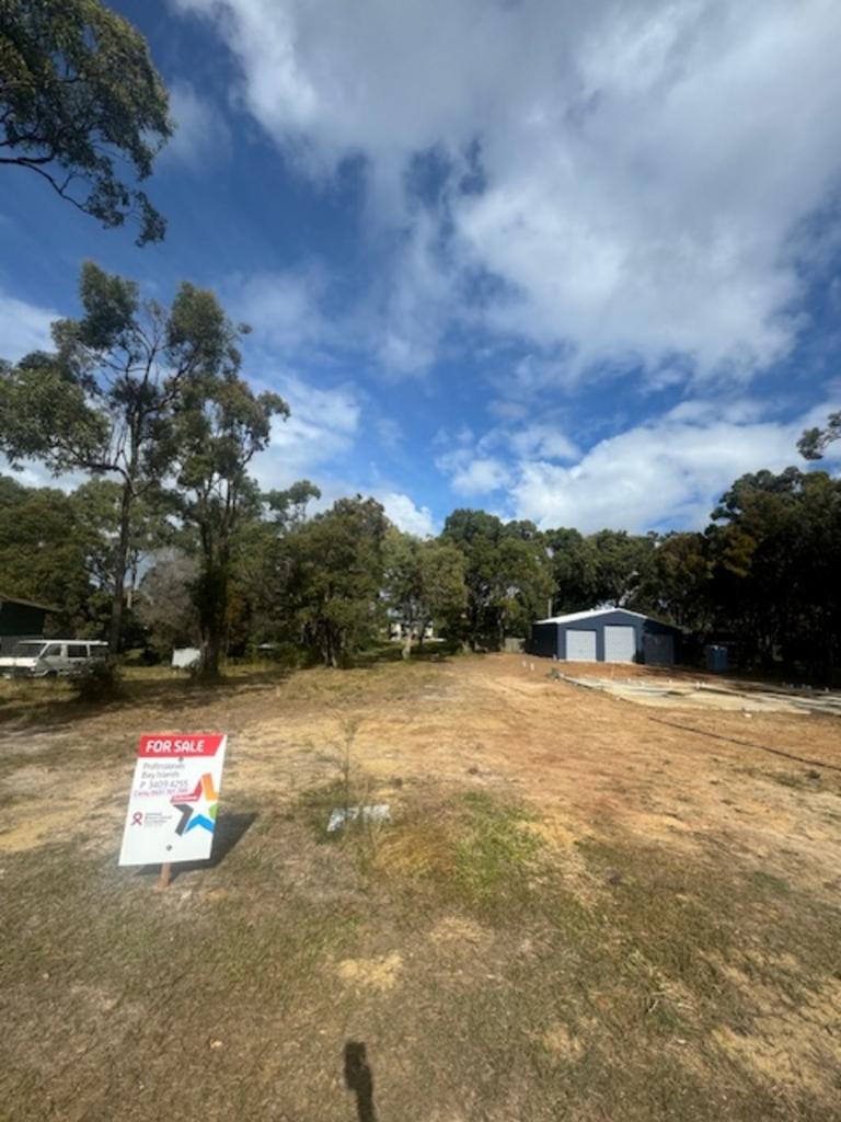 26 HASTINGS TCE, MACLEAY ISLAND, QLD 4184