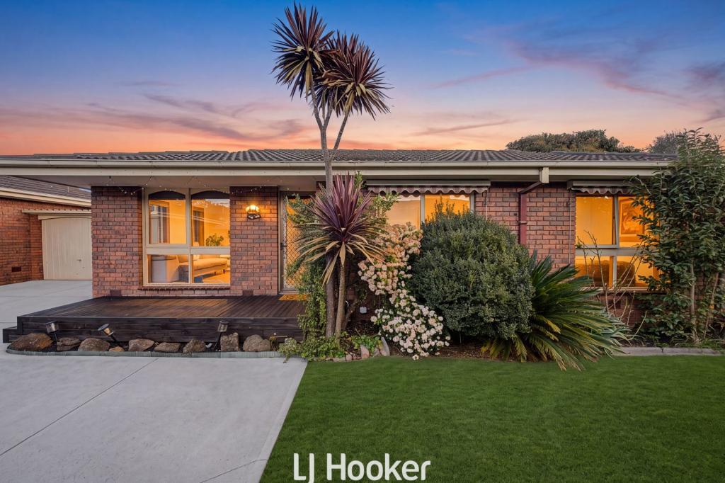 2/24 Cullis Pde, Bayswater, VIC 3153