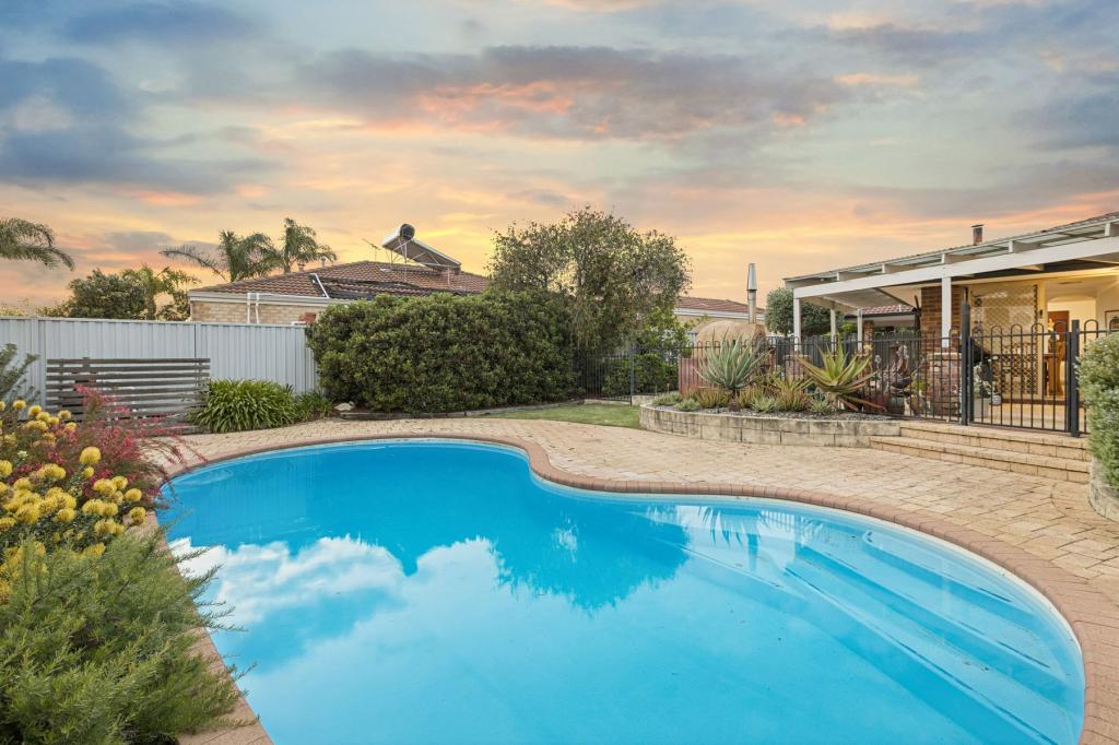 9 Zollner Cl, Connolly, WA 6027