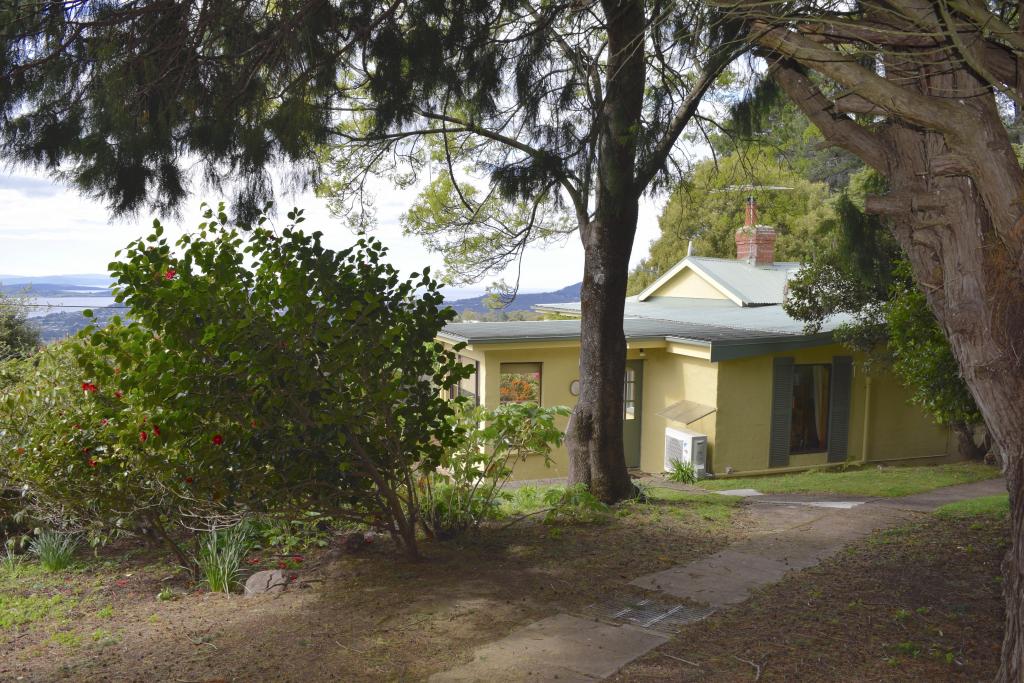 27 Uplands Dr, Kingston, TAS 7050