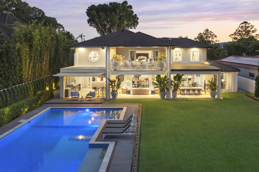 18 Maryland Ave, Carrara, QLD 4211