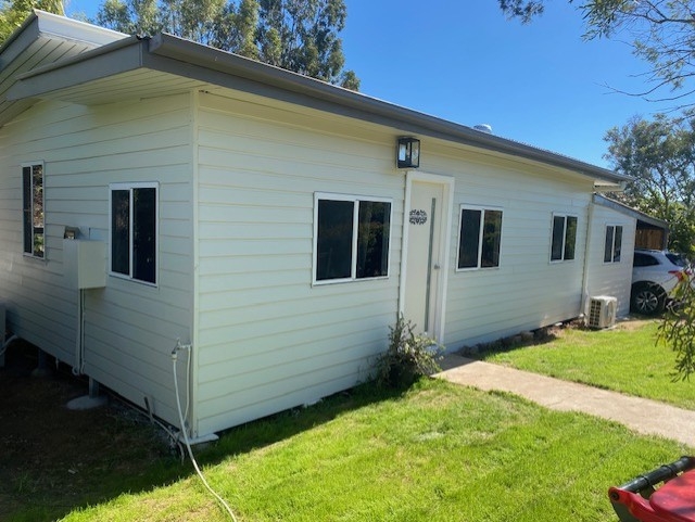 6 Coronation Dr, Mount Morgan, QLD 4714