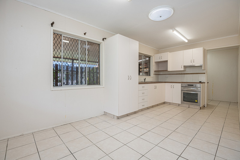 10 Mott St, Avoca, QLD 4670