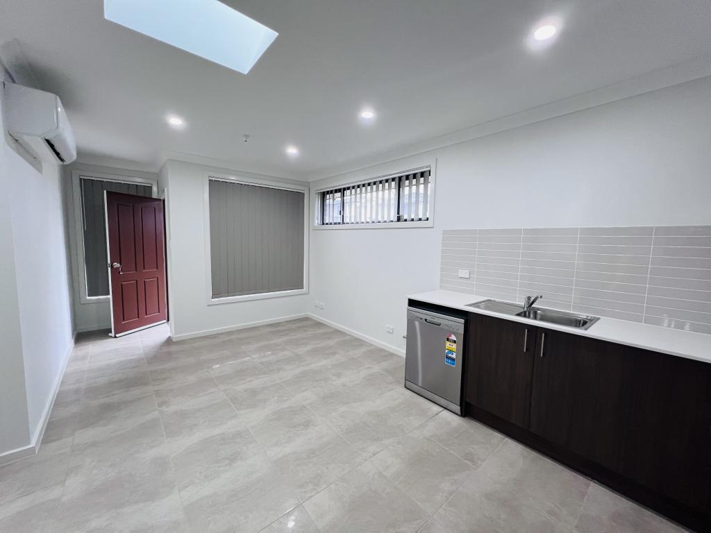 92a Croatia Ave, Edmondson Park, NSW 2174