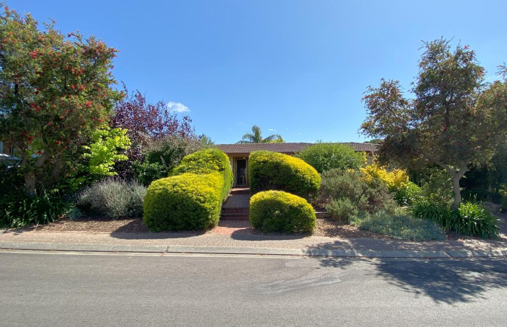 17 Torresan Cres, Flagstaff Hill, SA 5159