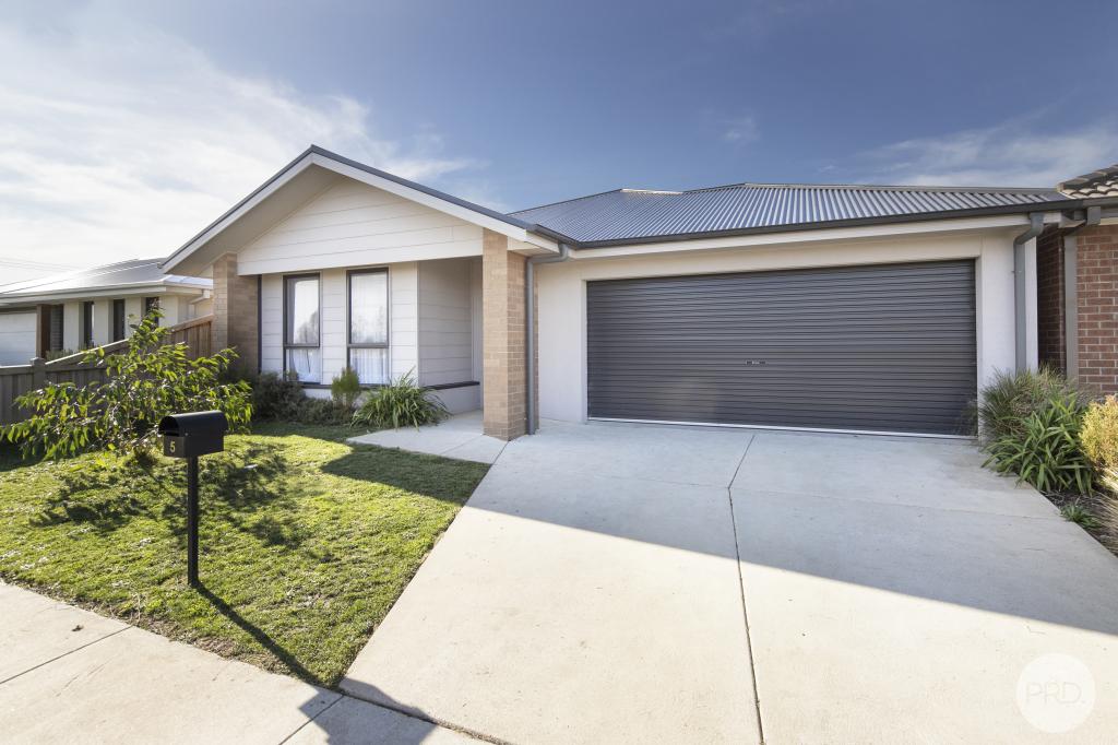 5 Delage Rd, Smythes Creek, VIC 3351