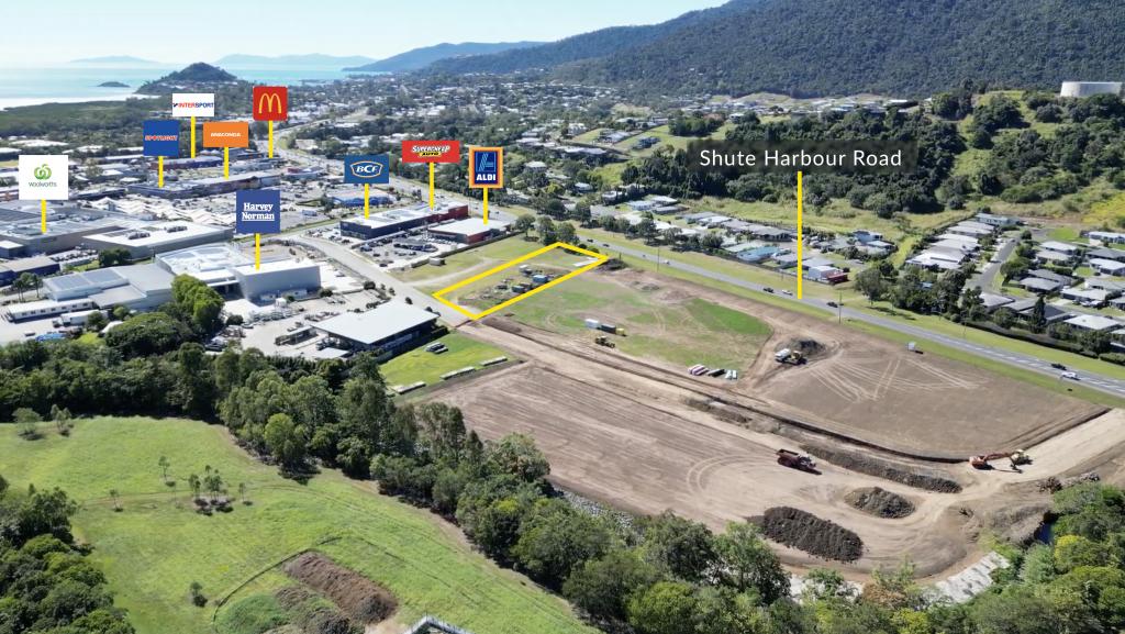 17-19 Central Ave, Cannonvale, QLD 4802