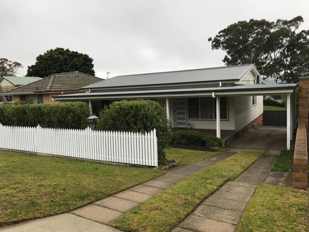 27 Rhoda St, Goulburn, NSW 2580