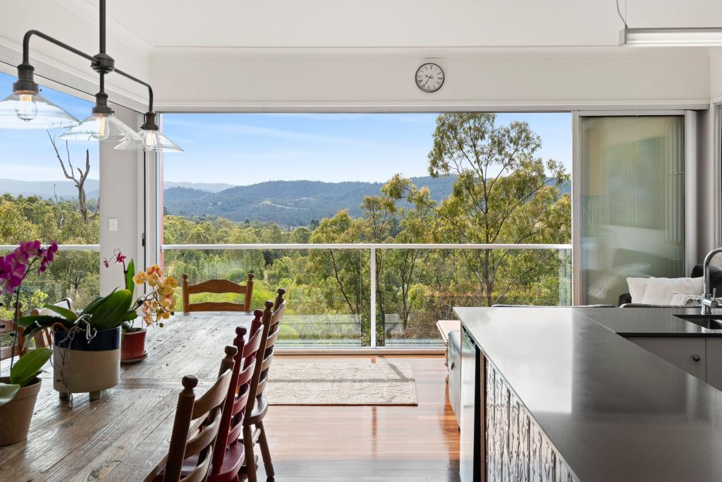21 F Holts Rd, Pine Mountain, QLD 4306