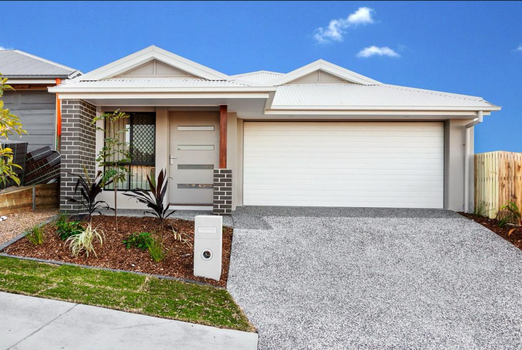 28 Peter Harbeck St, Spring Mountain, QLD 4300