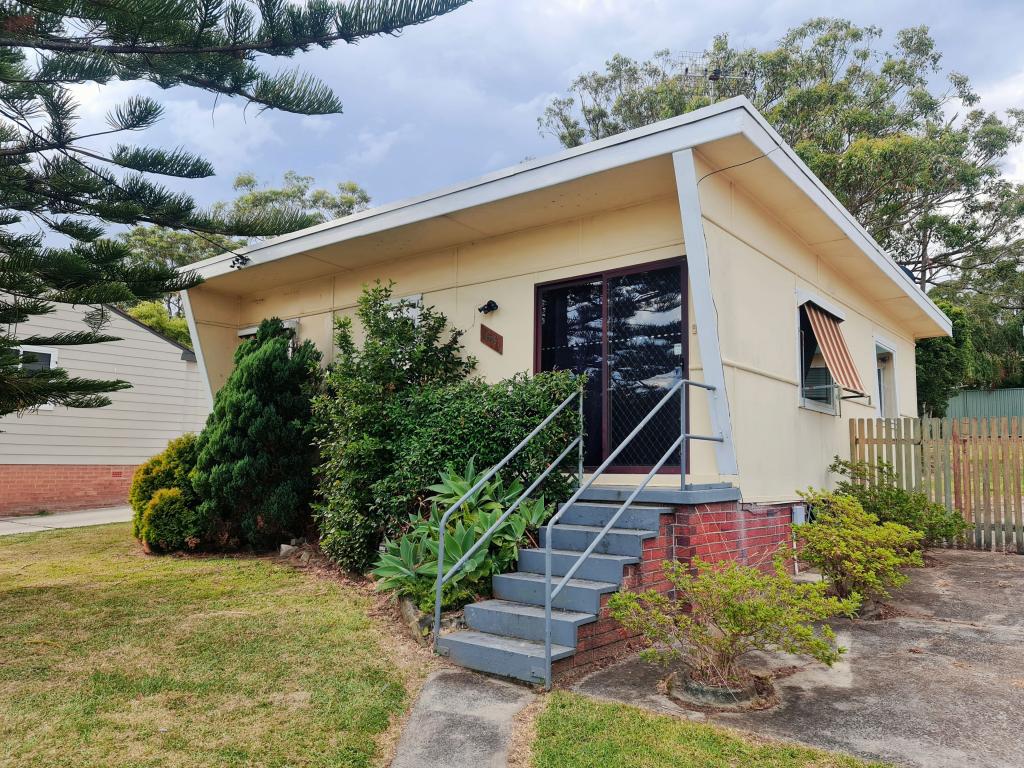 63 Albatross Rd, Berkeley Vale, NSW 2261
