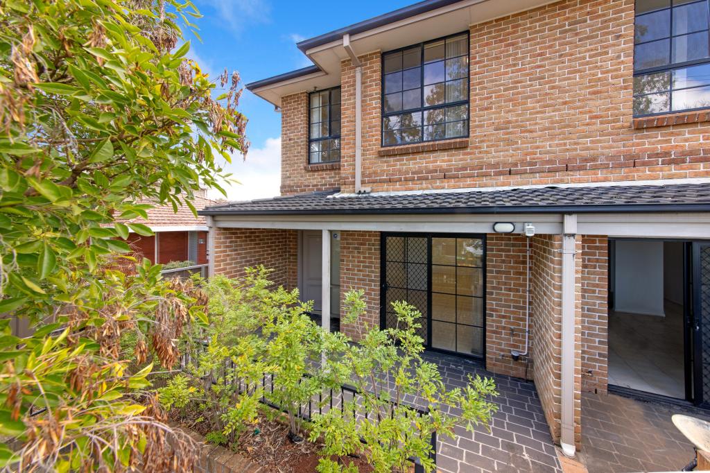 1/19 CONSTITUTION RD, CONSTITUTION HILL, NSW 2145