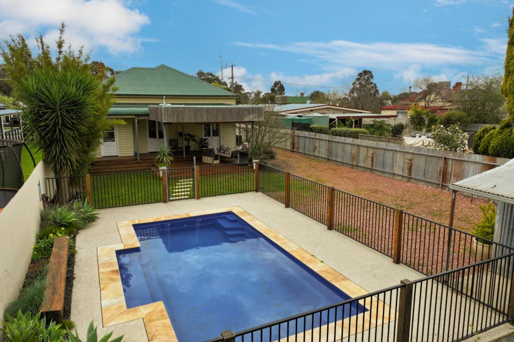 43 Dudley St, Rochester, VIC 3561