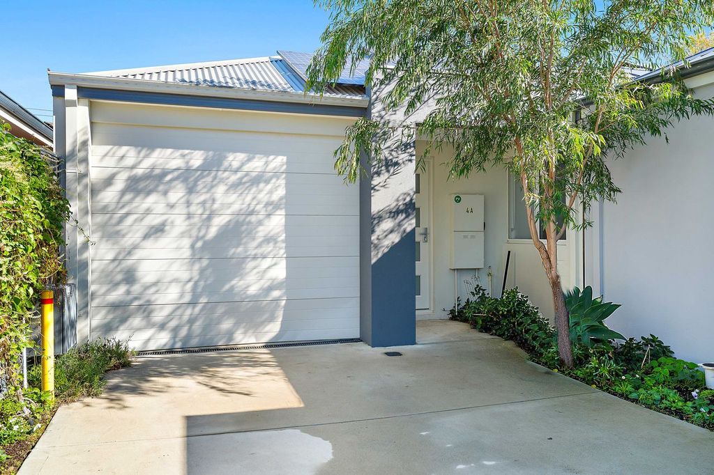 4a Netley Pl, Armadale, WA 6112