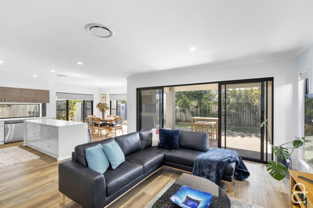 32 Genoa Cct, Birtinya, QLD 4575