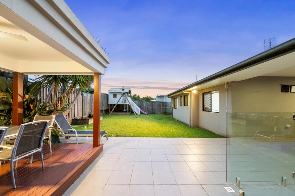 17 Forest Pines Bvd, Forest Glen, QLD 4556