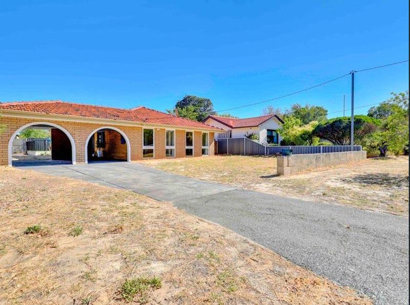 14 Waratah Dr, Camillo, WA 6111
