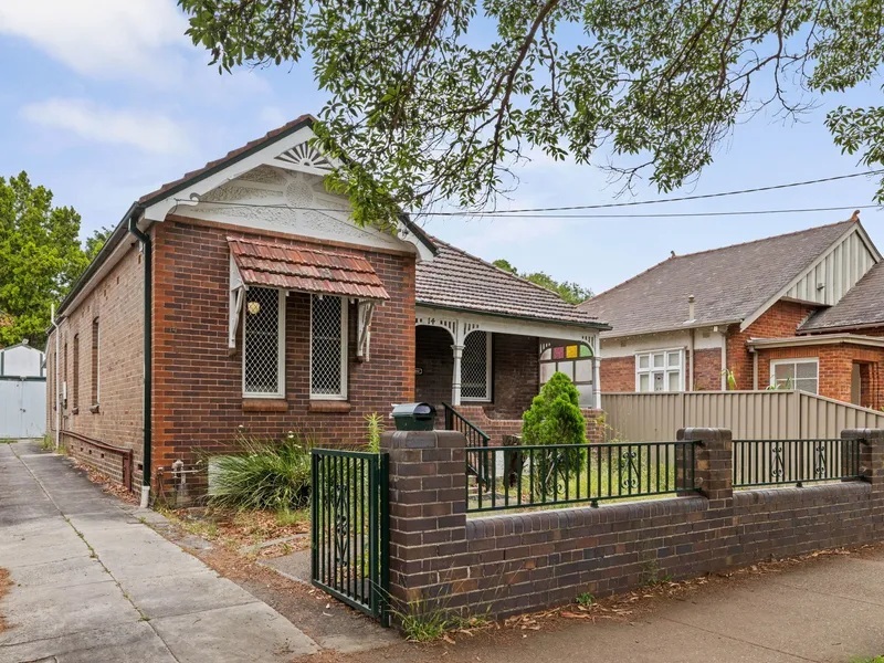 14 Rochester St, Homebush, NSW 2140