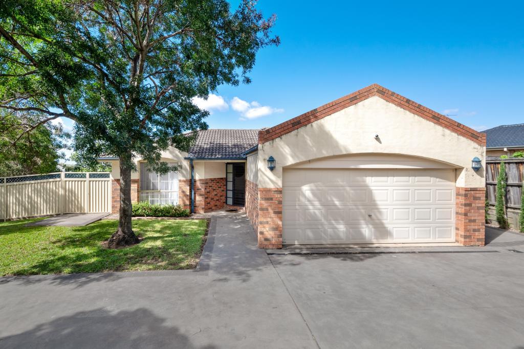 10 Kennedia Pl, Mount Annan, NSW 2567