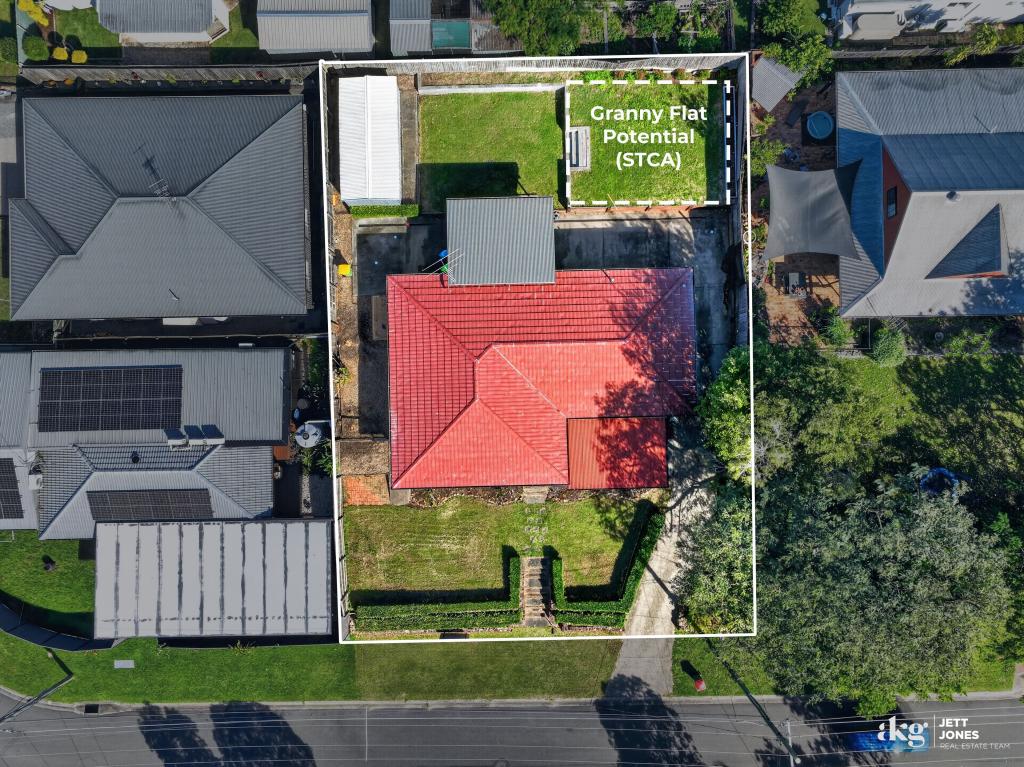 64 Radiata St, Hillcrest, QLD 4118