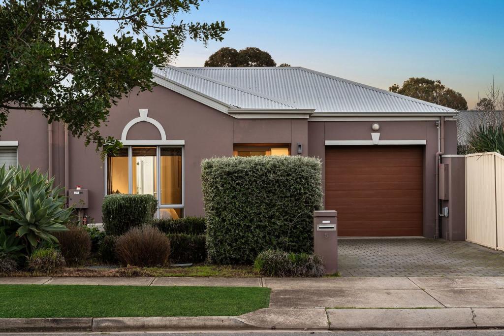 5 Nunyah Ave, Park Holme, SA 5043