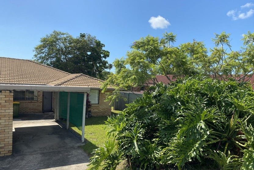 1/175 Olsen Ave, Labrador, QLD 4215