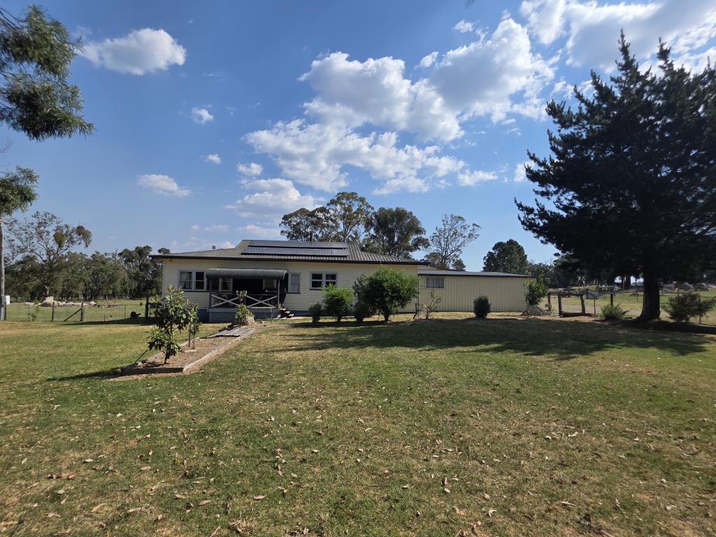9 Scotts Camp Rd, Pozieres, QLD 4352