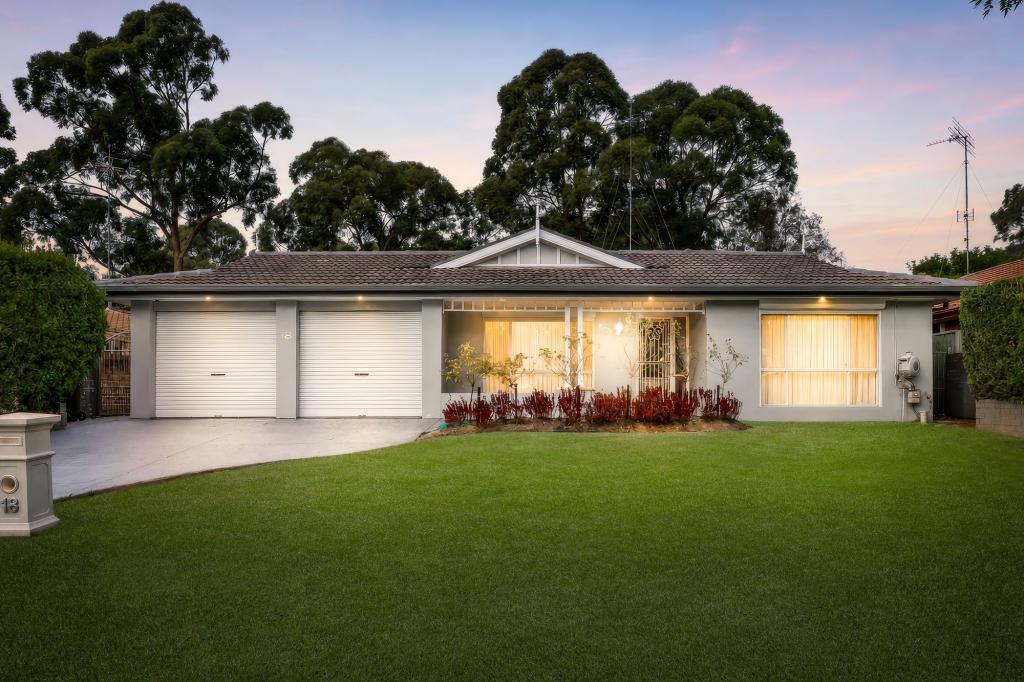 18 School House Rd, Glenmore Park, NSW 2745