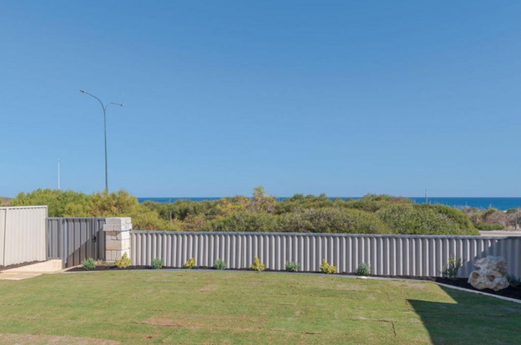 59a Naval Pde, Ocean Reef, WA 6027