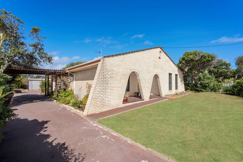 12 Nigel Cres, Tarcoola Beach, WA 6530