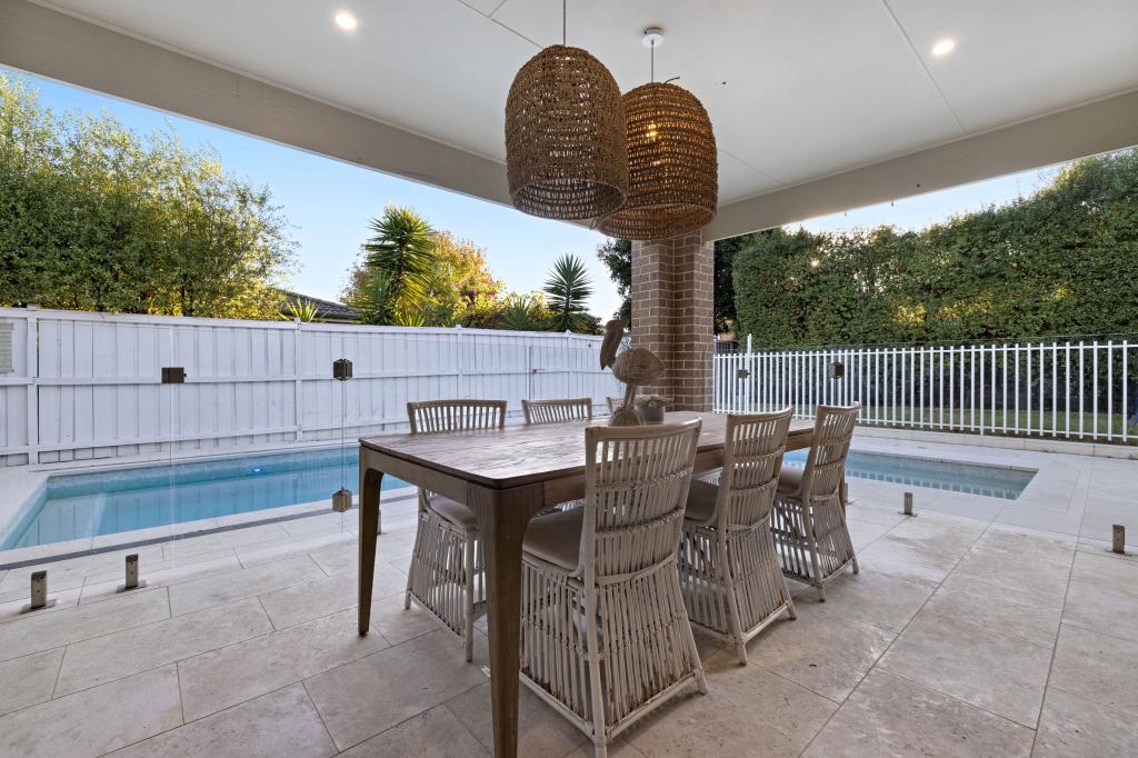 5 Tea Tree Ct, Lyndhurst, VIC 3975