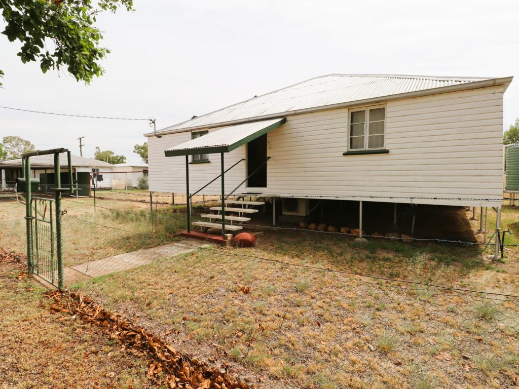 62 Alice St, Mitchell, QLD 4465