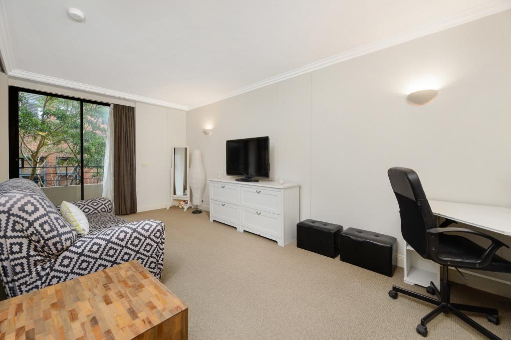 207/2 Langley Ave, Cremorne, NSW 2090