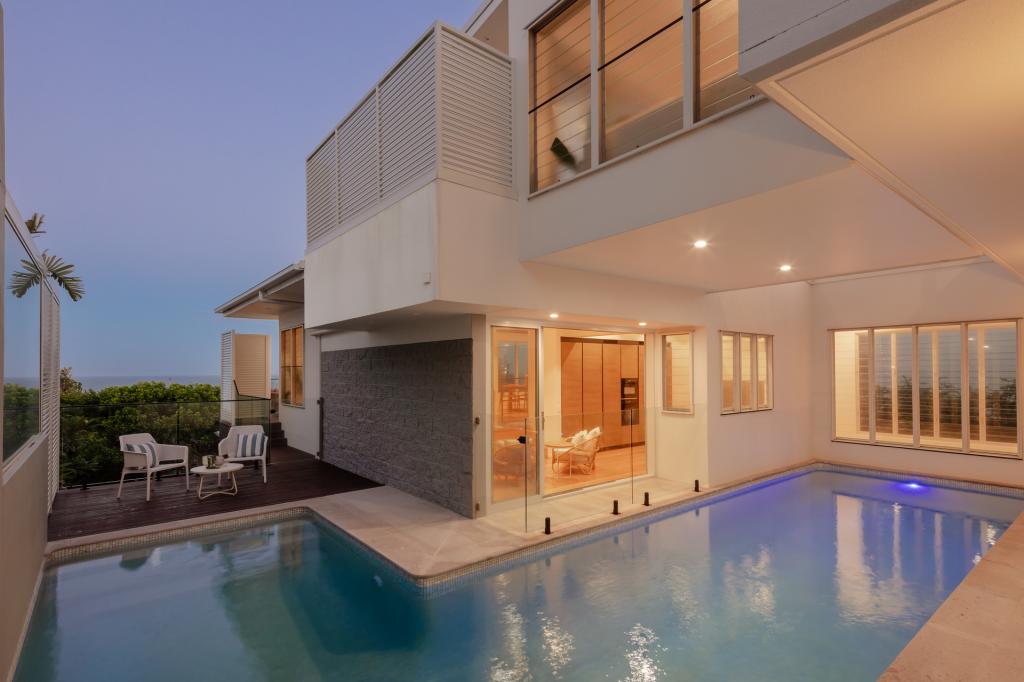 18 Mcanally Dr, Sunshine Beach, QLD 4567