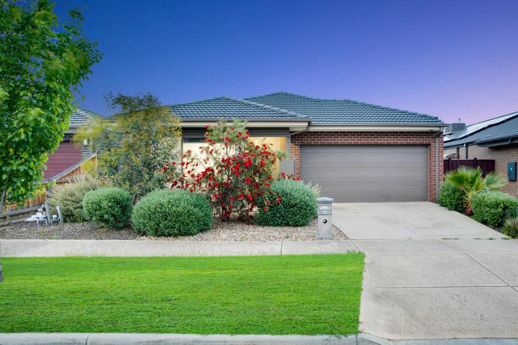 14 Upthorpe Way, Mickleham, VIC 3064